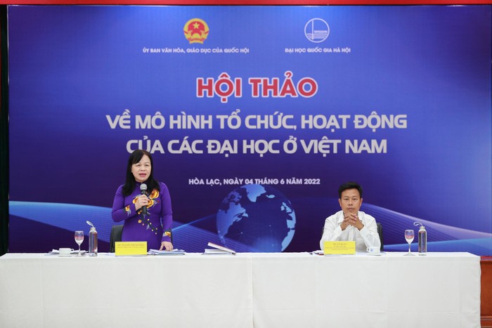 Hội thảo “Về mô hình tổ chức, hoạt động của các đại học ở Việt Nam”. (Ảnh: VNU)