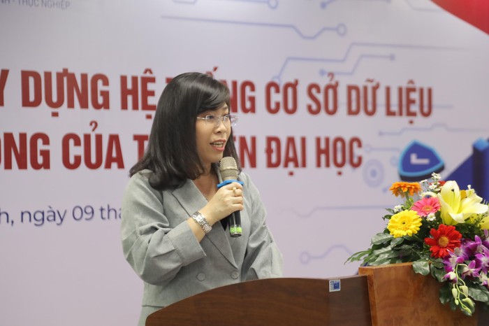 Tiến sĩ Trần Ái Cầm cho rằng, thư viện đã góp phần nâng cao chất lượng đào tạo của nhà trường.