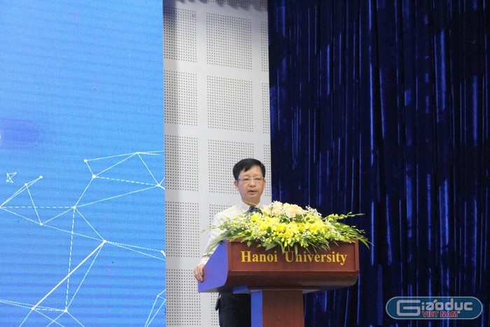 Tiến sĩ Lương Ngọc Minh - Phó Hiệu trưởng, Phó trưởng ban chỉ đạo Đề án chuyển đổi số Trường Đại học Hà Nội. (Ảnh: Phạm Minh)