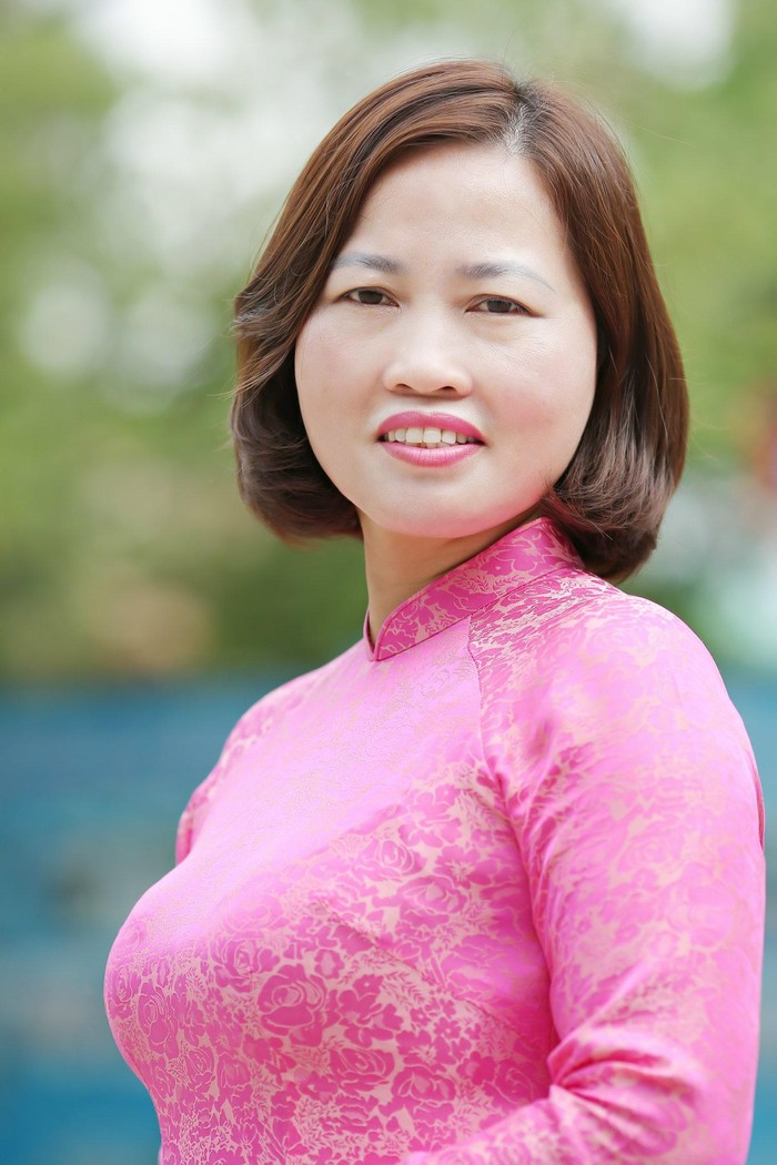 Nhà giáo Đinh Thị Phương Anh – Hiệu trưởng Trường Trung học cơ sở Lương Yên. (Ảnh: NVCC)