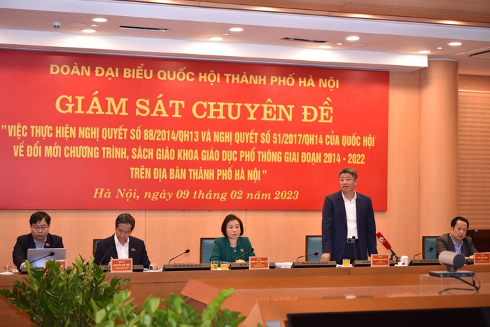 Đoàn Đại biểu quốc hội thành phố Hà Nội đã tổ chức giám sát chuyên đề việc thực hiện nghị quyết số 88/2014/QH13 và nghị quyết số 51/2017/QH14 của Quốc hội về đổi mới chương trình, sách giáo khoa giáo dục phổ thông giai đoạn 2014-2022 (ngày 9/2/2023). Ảnh: Thế Đại