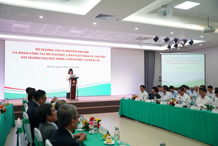 Tiến sĩ Nguyễn Thị Anh Đào chia sẻ về định hướng phát triển của trường trong 10 năm tới tại Tây Nguyên.