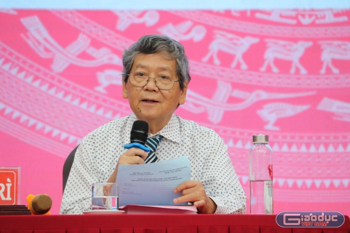 Tiến sĩ Vũ Ngọc Hoàng - nguyên Ủy viên Trung ương Đảng, nguyên Phó trưởng ban thường trực Ban Tuyên giáo Trung ương, hiện là Chủ tịch Hiệp hội Các trường đại học, cao đẳng Việt Nam (ảnh: Thuỷ Tiên)