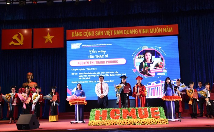 Có 185 học viên tốt nghiệp thạc sĩ tại Trường Đại học Sư phạm Hồ Chí Minh năm 2023. Ảnh: NTCC