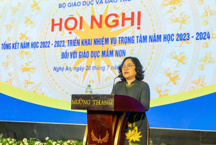 Thứ trưởng Ngô Thị Minh phát biểu kết luận Hội nghị. Ảnh: Bộ Giáo dục và Đào tạo