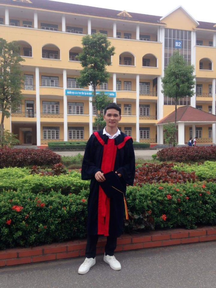 Anh Vương Văn Tiến khi là sinh viên Trường Đại học Sư phạm - Đại học Thái Nguyên (ảnh: NVCC)
