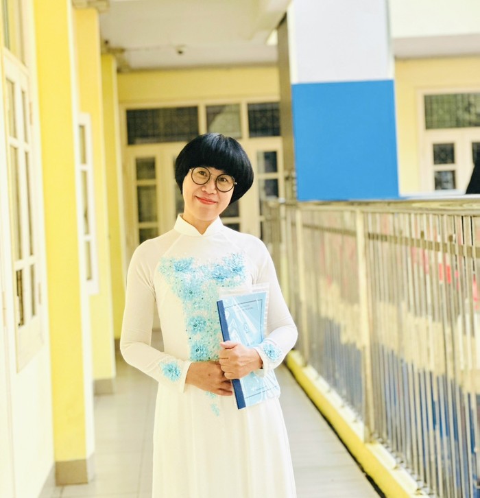 Cô Nguyễn Thị Vân Hồng - Hiệu trưởng Trường Trung học cơ sở Chương Dương (Hoàn Kiếm, Hà Nội). Ảnh: NVCC