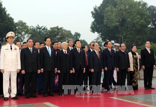 Đoàn đại biểu viếng Chủ tịch Hồ Chí Minh, ảnh TTXVN