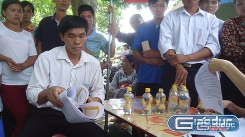 Thời gian vừa qua, tại một số huyện trên địa bàn tỉnh Thanh Hóa có nhiều giáo viên, nhân viên hành chính trong trường học bị dừng hợp đồng lao động.