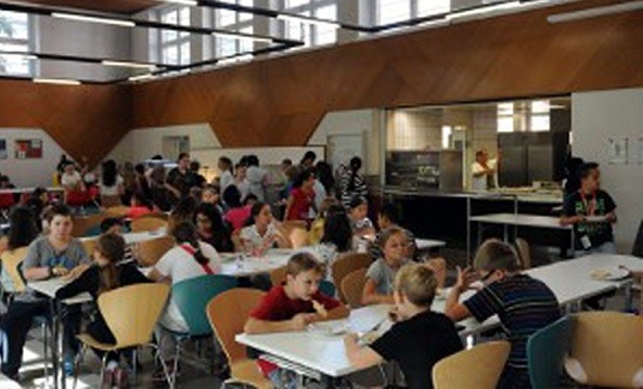 Nhà ăn của trường tiểu học Stuttgart tại Cộng hòa liên bang Đức (Ảnh: tác giả cung cấp)