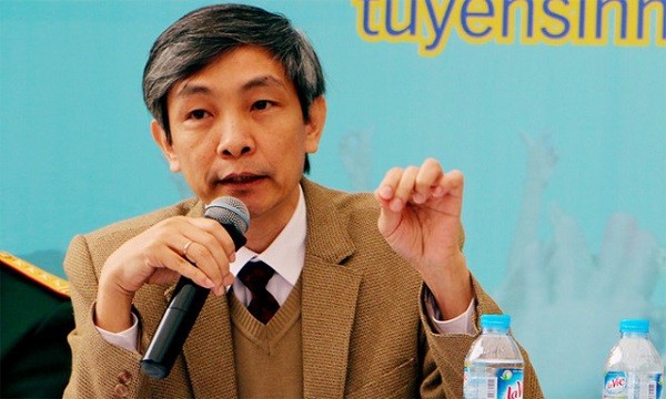 Phó giáo sư Bùi Đức Triệu, Trưởng phòng Quản lý Đào tạo Trường đại học Kinh tế Quốc dân Hà Nội