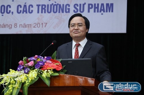 Hình ảnh Bộ trưởng Giáo dục và Đào Tạo Phùng Xuân Nhạ. (Ảnh nguồn: giaoduc.net.vn)