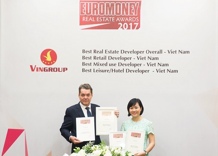 Tập đoàn Vingroup được tạp chí Tài chính toàn cầu Euromoney trao danh hiệu “Nhà phát triển bất động sản tốt nhất Việt Nam”.