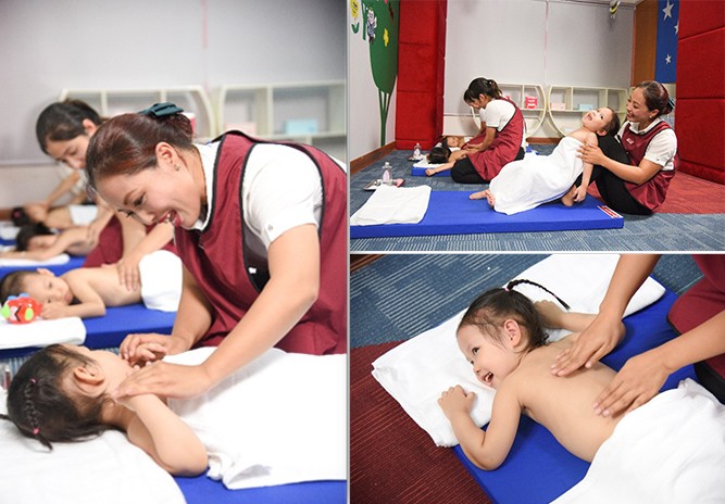 Massage là liệu pháp giúp trẻ phát triển cả về thể chất, trí tuệ và tình cảm.