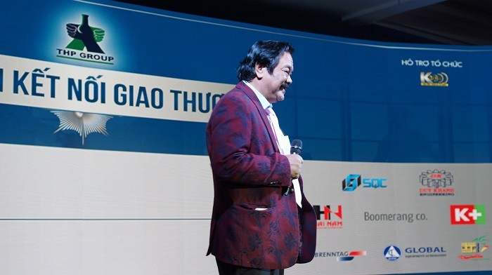Nhà sáng lập tập đoàn Tân Hiệp Phát, CEO Trần Qui Thanh trao đổi với các doanh nghiệp về chủ đề quản trị doanh nghiệp gia đình.