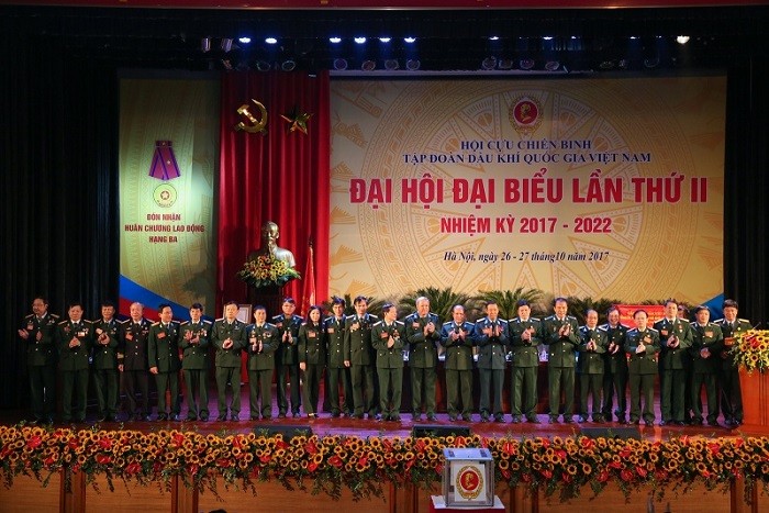Ban chấp hành Hội Cựu chiến binh Tập đoàn Dầu khí Quốc gia Việt Nam nhiệm kỳ 2017-2022 ra mắt Đại hội.