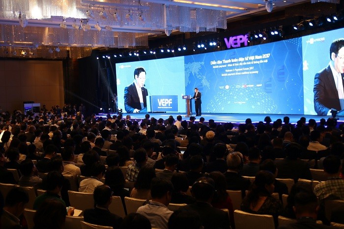 Với sự có mặt của tỷ phú Jack Ma, VEPF 2017 đã thu hút hàng trăm doanh nhân tham gia.