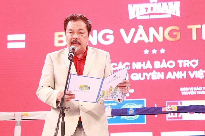 Ông Trần Quí Thanh, Chủ tịch danh dự Liên đoàn Quyền anh Việt Nam, Tổng giám Đốc Tập đoàn Tân Hiệp Phát.