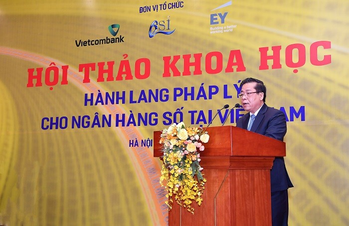 Phó giáo sư, Tiến sĩ Nguyễn Kim Anh - Phó Thống đốc Ngân hàng Nhà nước Việt Nam phát biểu khai mạc Hội thảo.