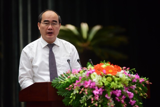 Bí thư Thành ủy Thành phố Hồ Chí Minh Nguyễn Thiện Nhân phát biểu tại hội nghị - Ảnh: QUANG ĐỊNH
