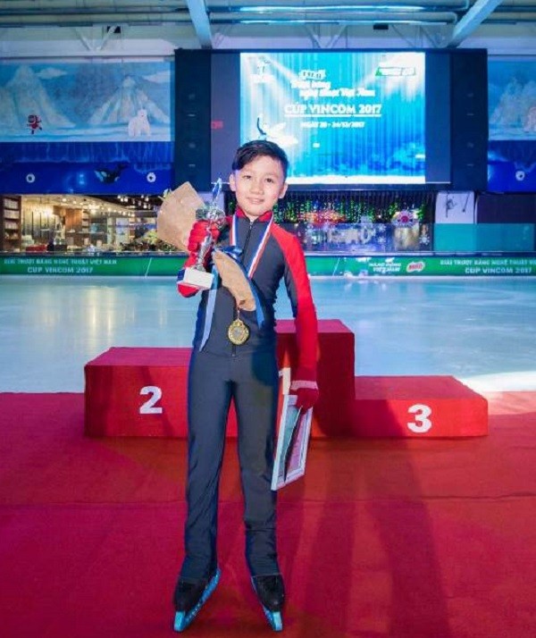 Bé Nguyễn Quang Minh – vận động viên nhỏ tuổi nhất (8 tuổi) đạt giải tại đêm Chung kết.