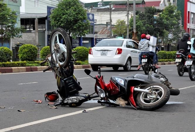Số vụ tai nạn giao thông tăng lên đáng kể trong những ngày tết (Ảnh minh họa: tienphong.vn).
