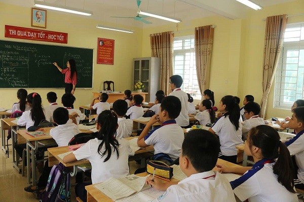 Nhiều giáo viên có nguy cơ mất việc. (Ảnh minh họa: nguoiduatin.vn).