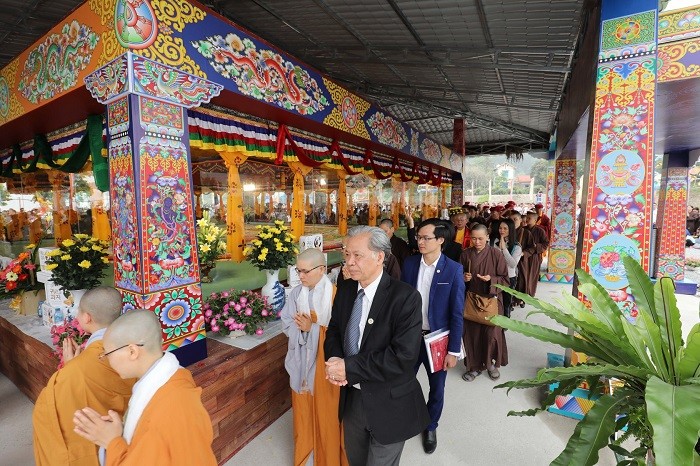 Nhà trưng bày tuyệt tác Mandala đá quý Phật Quan Âm.