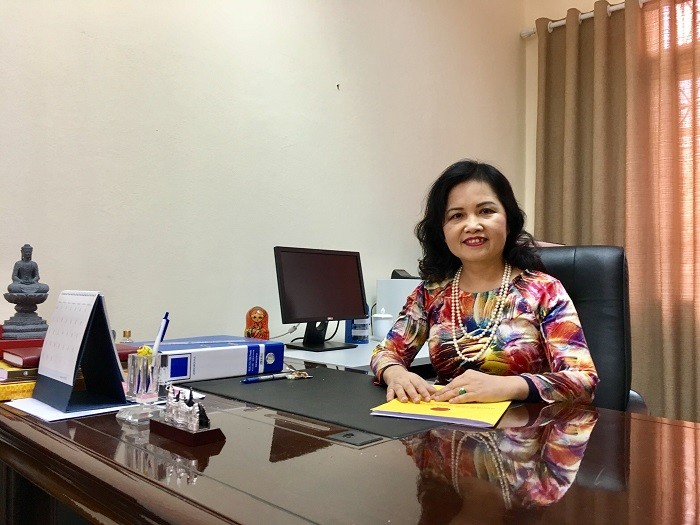 Phó giáo sư, Tiến sĩ Đặng Thị Thanh Huyền (nguyên Viện trưởng Viện Nghiên cứu khoa học Quản lý giáo dục, Học viện Quản lý giáo dục).