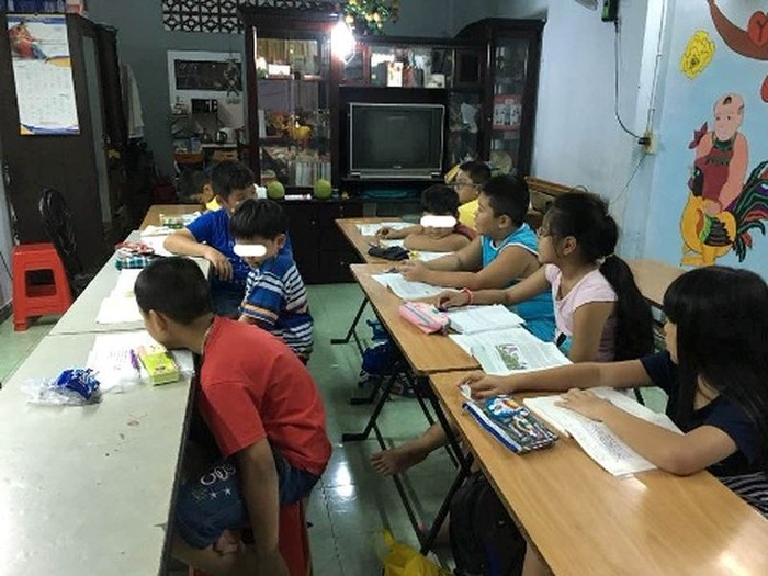 Hình ảnh một lớp học thêm hè tại nhà của giáo viên ((Ảnh: P.L).