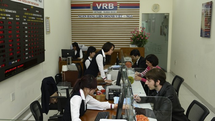 Ngân hàng liên doanh Việt Nga - VRB (liên doanh giữa Ngân hàng BIDV và Ngân hàng VTB) tham gia tích cực vào công tác thanh toán song phương Việt - Nga.