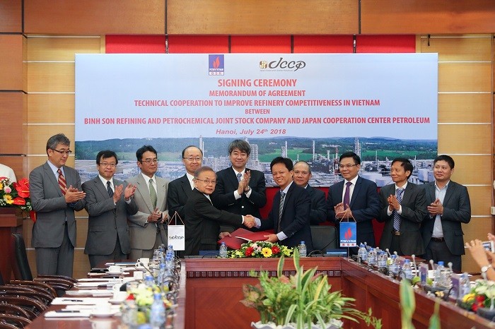 Ký kết thỏa thuận hợp tác về việc nâng cao năng lực cạnh tranh cho nhà máy lọc dầu tại Việt Nam giữa BSR và JCCP.