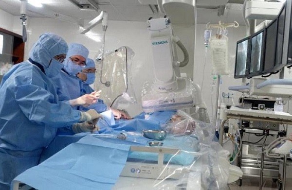 Việc y, bác sĩ nghỉ việc hàng loạt khiến nguồn nhân lực phục vụ cho công tác khám, chữa bệnh của ngành Y tế tỉnh Lâm Đồng gặp phải rất nhiều khó khăn.