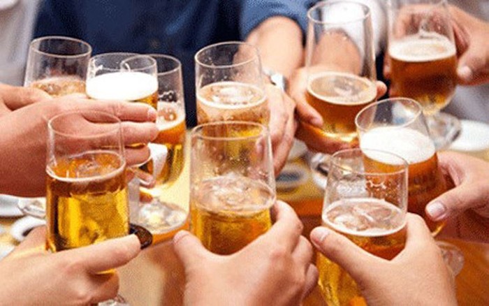 Tác hại nghiêm trọng của việc sử dụng rượu bia đối với sức khỏe con người.