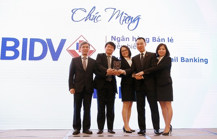 BIDV năm thứ 3 đạt giải thưởng “Ngân hàng Bán lẻ tiêu biểu”.