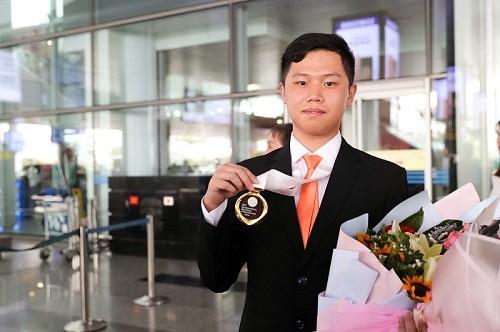 Phạm Đức Thắng, thí sinh duy nhất giành huy chương vàng Olympic Tin học Quốc tế 2018.