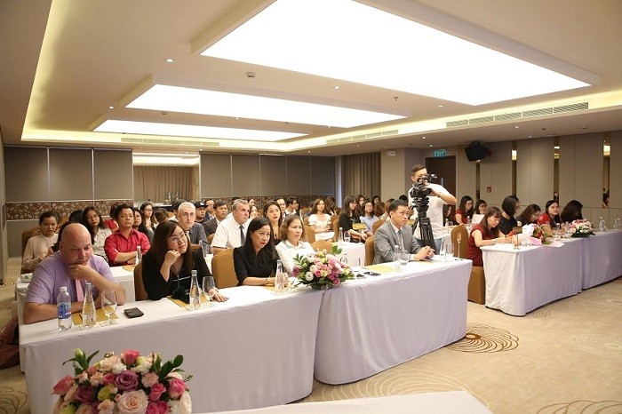 Hội thảo ra mắt và ký kết Apax Leaders IELTS được diễn ra trang trọng tại Thành phố Hồ Chí Minh.