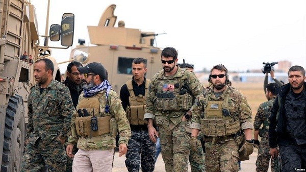 Quân đội Mỹ và Lực lượng Dân chủ Syria (SDF) tại Hasakah, Syria. (Ảnh: Reuters)
