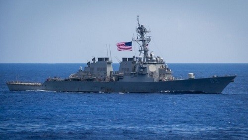Tàu khu trục Benfold (ảnh) vừa cùng một chiếc Mustin ngang qua eo biển Đài Loan - Ảnh: US Navy