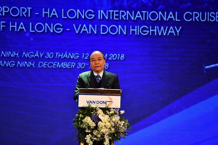 Thủ tướng Chính phủ Nguyễn Xuân Phúc đã đến dự và ấn nút khai trương.