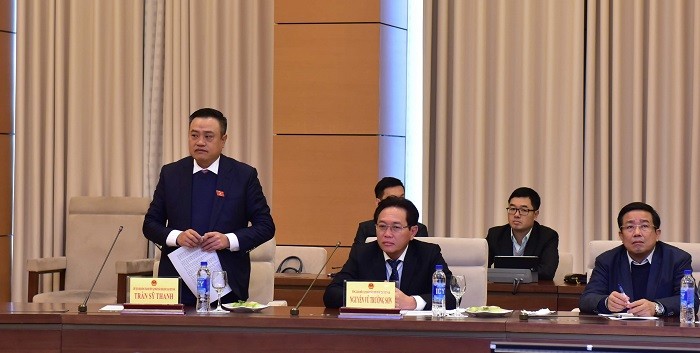 Ông Nguyễn Sỹ Thanh Chủ tịch Hội đồng thành viên Tập đoàn dầu khí Việt Nam phát biểu tại buổi gặp mặt.