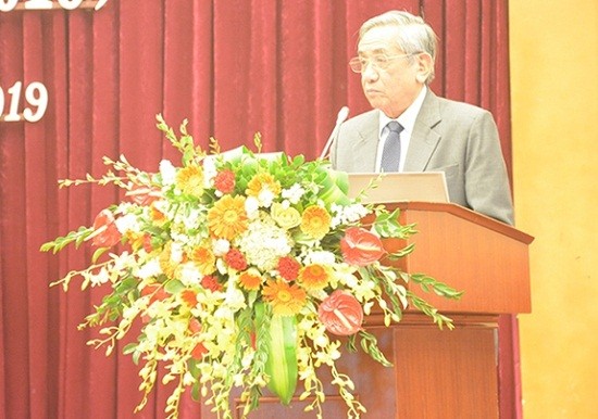 Giáo sư, Nhà giáo nhân dân Vũ Dương Ninh, nguyên Chủ nhiệm Khoa Quốc tế học Trường đại học Khoa học xã hội và nhân văn phát biểu tại hội thảo.