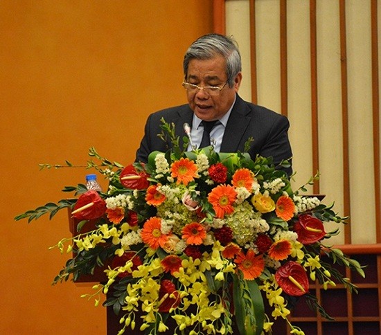 Giáo sư, Tiến sĩ khoa học Vũ Minh Giang, Phó chủ tịch Hội Khoa học lịch sử Việt Nam phát biểu tại hội thảo.