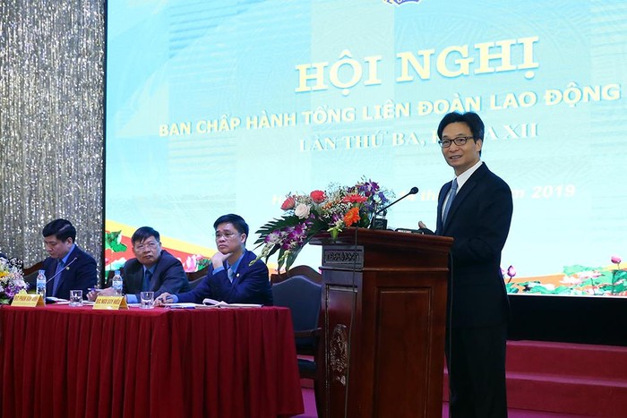 Phó Thủ tướng Vũ Đức Đam dự Hội nghị Ban chấp hành Tổng Liên đoàn Lao động Việt Nam. Ảnh: VGP/Đình Nam