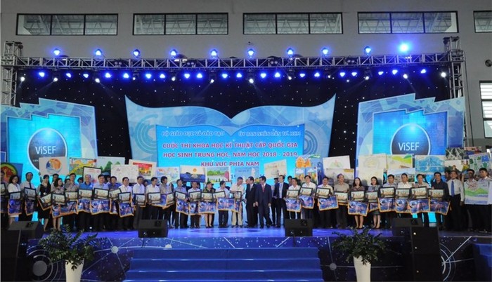 Quảng Ngãi đạt 3 giải tại Cuộc thi Khoa học kỹ thuật cấp quốc gia học sinh trung học khu vực phía Nam.