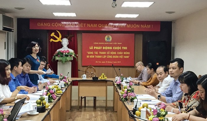Công đoàn Giáo dục Việt Nam phát động cuộc thi “Sáng tác tranh cổ động chào mừng 90 năm thành lập Công đoàn Việt Nam” với chủ đề “Công đoàn Việt Nam – Niềm tin người lao động”.