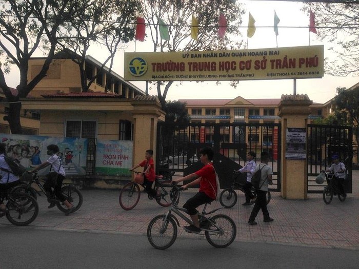 Trường trung học cơ sở Trần Phú (quận Hoàng Mai, Hà Nội) nơi xảy ra vụ việc thầy giáo H. dạy môn Toán bị tố lạm dụng tình dục nhiều nam học sinh. Ảnh: Công Tiến