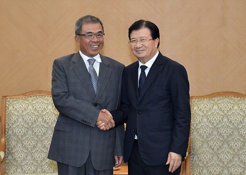 Phó Thủ tướng Trịnh Đình Dũng tiếp ông Ray Chen, Phó Chủ tịch Tập đoàn Compal. Ảnh: VGP/Nhật Bắc