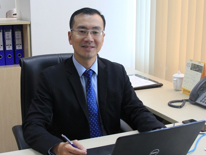 Ông Nguyễn Thế Hưng – Giám đốc Quỹ học bổng “Thắp Sáng Niềm tin”.