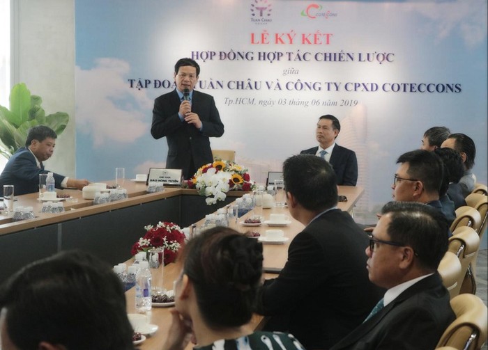 Ông Đào Hồng Tuyển - Chủ tịch Tập đoàn Tuần Châu hy vọng mối “lương duyên” này sẽ làm nên nhiều điều tốt đẹp cho hai công ty và xã hội.